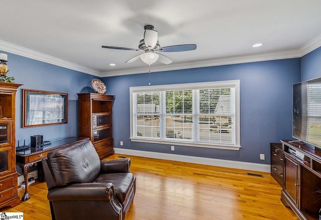 821 E Golden View Lane, Boiling Springs, SC 29316