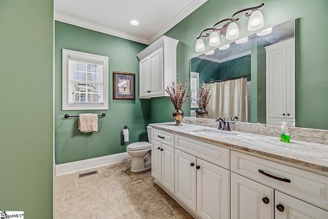 821 E Golden View Lane, Boiling Springs, SC 29316