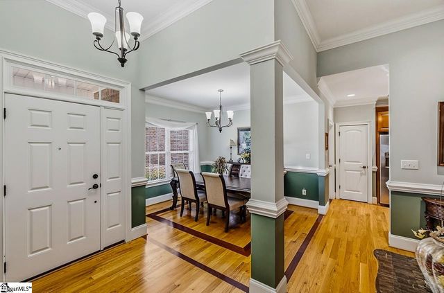 821 E Golden View Lane, Boiling Springs, SC 29316