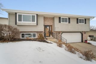3222 Windsor PLACE, West Bend, WI 53090
