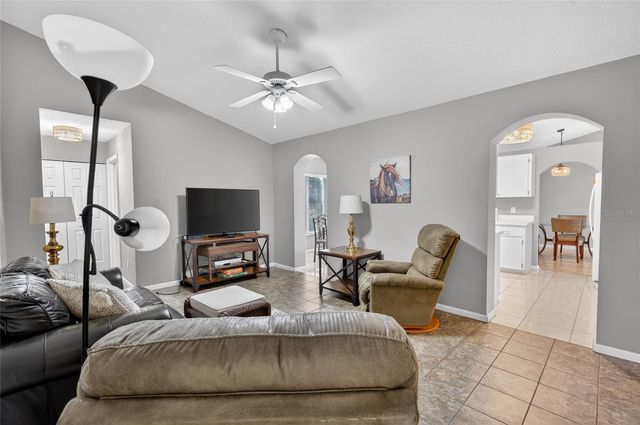 2100 NW 50TH CIRCLE, Ocala, FL 34482