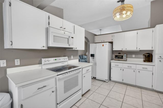 2100 NW 50TH CIRCLE, Ocala, FL 34482