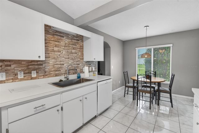 2100 NW 50TH CIRCLE, Ocala, FL 34482