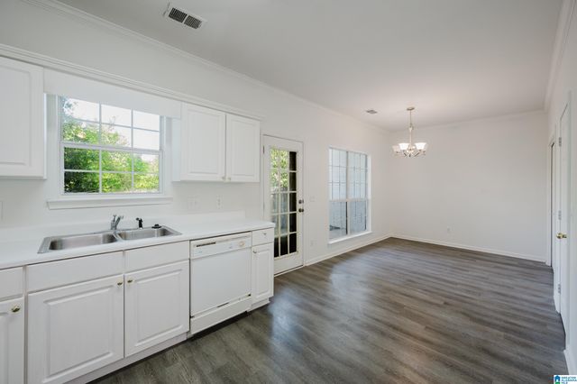 121 SOMMERSBY CIRCLE, Pelham, AL 35124