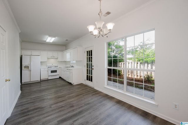 121 SOMMERSBY CIRCLE, Pelham, AL 35124