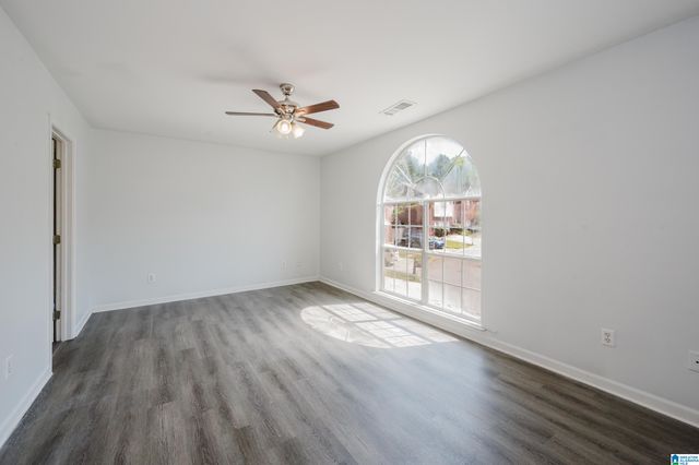 121 SOMMERSBY CIRCLE, Pelham, AL 35124