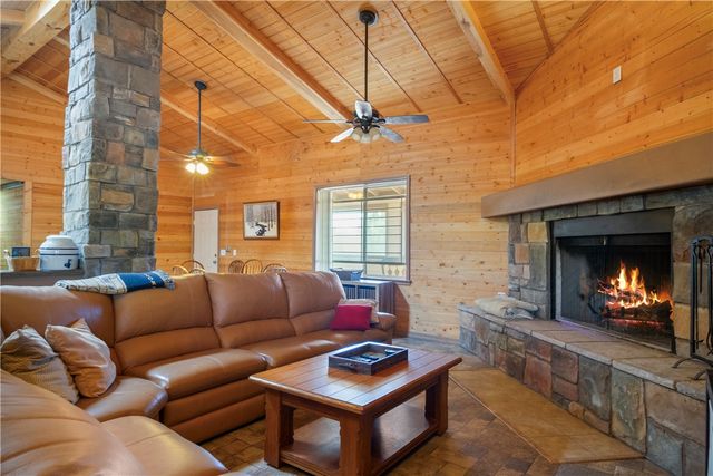 4895 N Gray Fox Lane, Kingman, AZ 86401