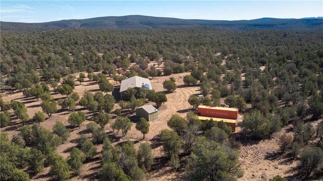 4895 N Gray Fox Lane, Kingman, AZ 86401
