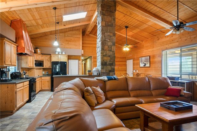 4895 N Gray Fox Lane, Kingman, AZ 86401