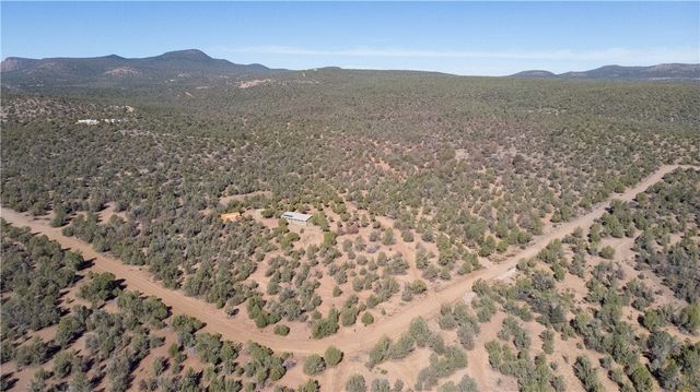 4895 N Gray Fox Lane, Kingman, AZ 86401