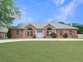 44 Shenandoah Way, Cabot, AR 72023