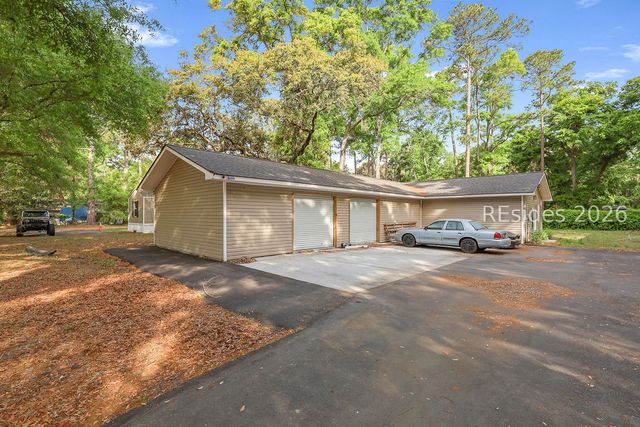 1 Joyce Ln, Hilton Head Island, SC 29926