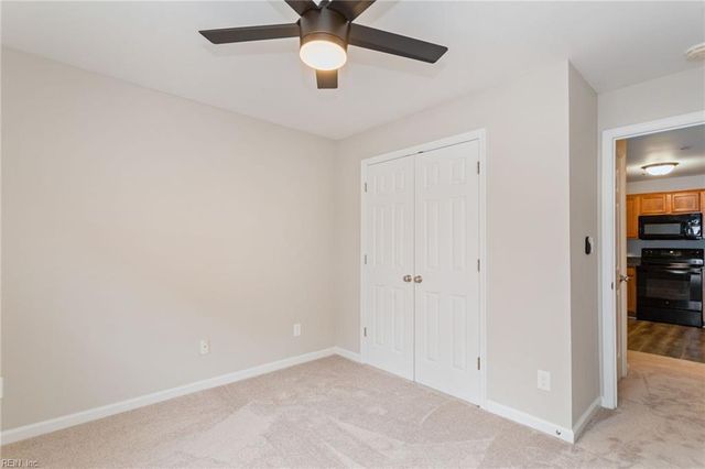 431 Old Colonial Way Unit 203, Newport News, VA 23608