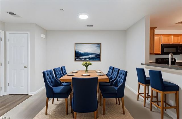 431 Old Colonial Way Unit 203, Newport News, VA 23608