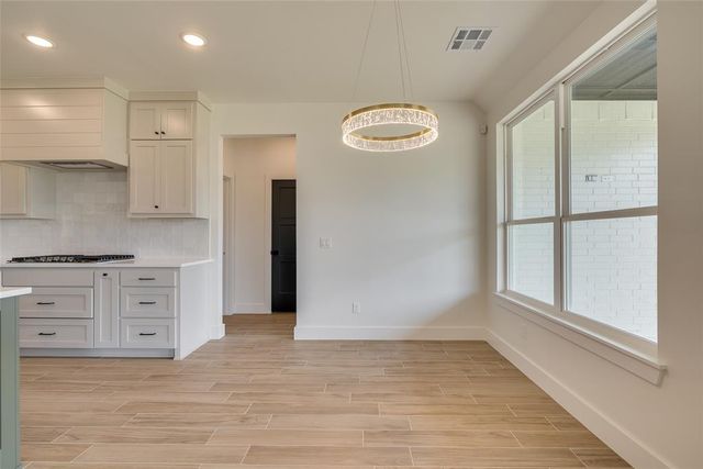 9213 NW 147th Terrace, Yukon, OK 73099