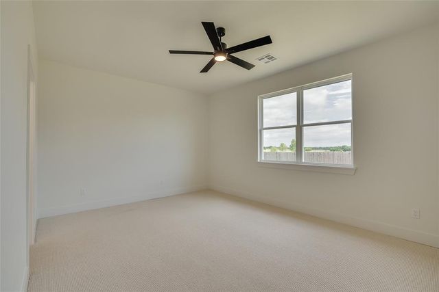 9213 NW 147th Terrace, Yukon, OK 73099