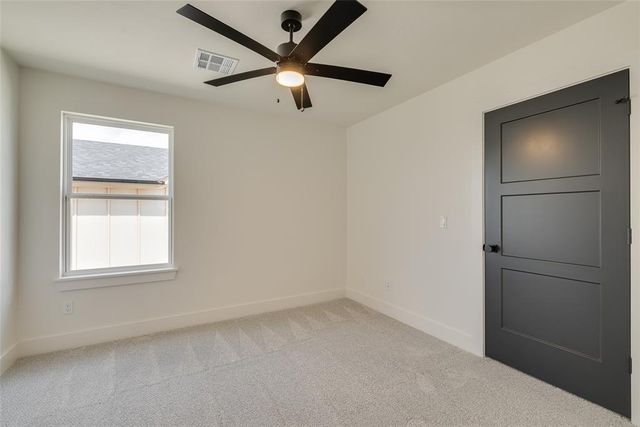 9213 NW 147th Terrace, Yukon, OK 73099