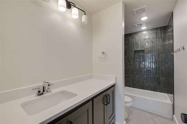 9213 NW 147th Terrace, Yukon, OK 73099