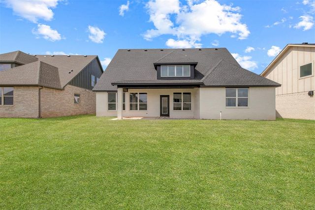9213 NW 147th Terrace, Yukon, OK 73099