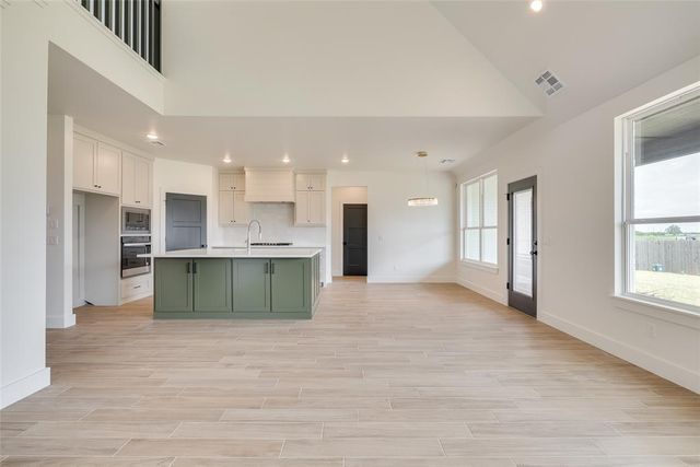9213 NW 147th Terrace, Yukon, OK 73099