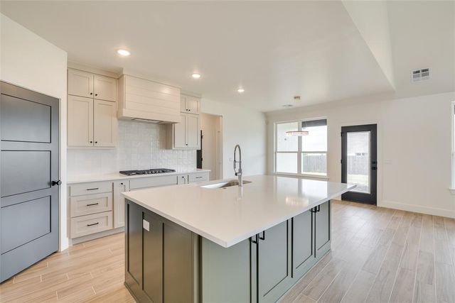 9213 NW 147th Terrace, Yukon, OK 73099