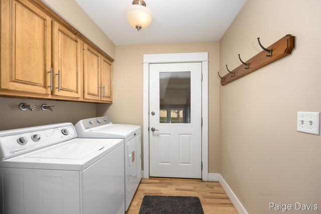 2097 10th Street, Martin Twp-alleganco, MI 49070