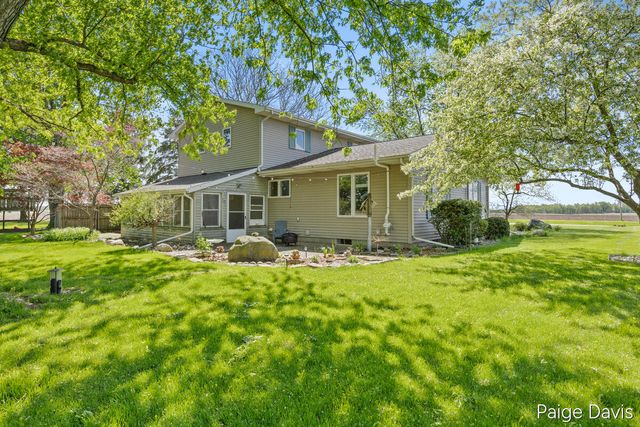 2097 10th Street, Martin Twp-alleganco, MI 49070
