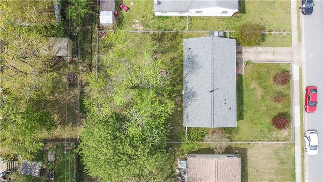 8415 Orcutt AVE, Hampton, VA 23605