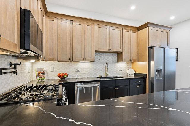 1136 Prairie AVENUE, Beloit, WI 53511