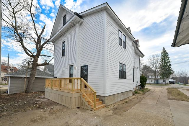 1136 Prairie AVENUE, Beloit, WI 53511