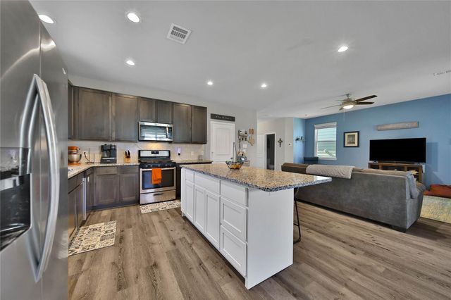 14007 Rivers Edge Drive, Conroe, TX 77384