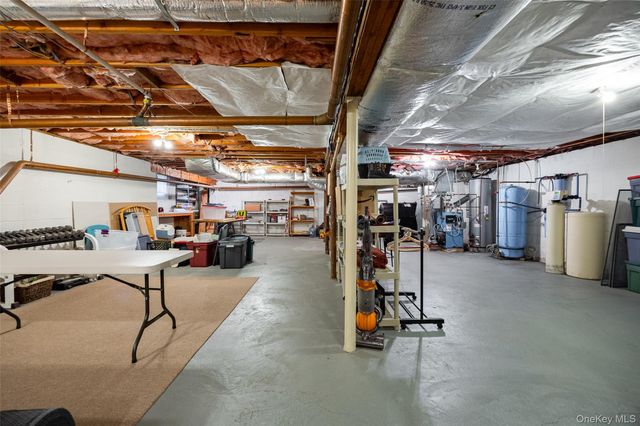 21 Lounsbury Drive, Baldwin Place, NY 10505