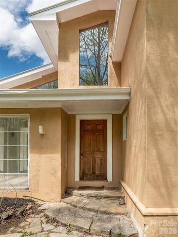 76 Raven Rock Lane, Marshall, NC 28753