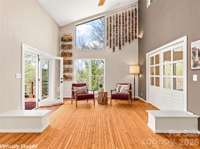 76 Raven Rock Lane, Marshall, NC 28753