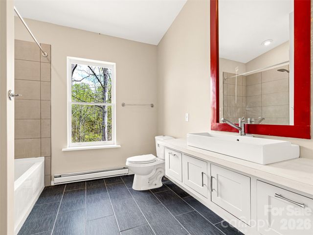 76 Raven Rock Lane, Marshall, NC 28753