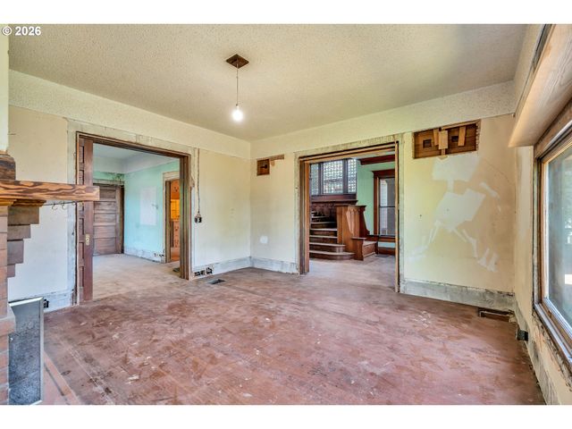 1515 Se MAIN St, Portland, OR 97214