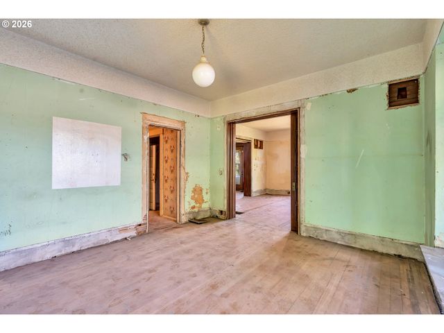 1515 Se MAIN St, Portland, OR 97214