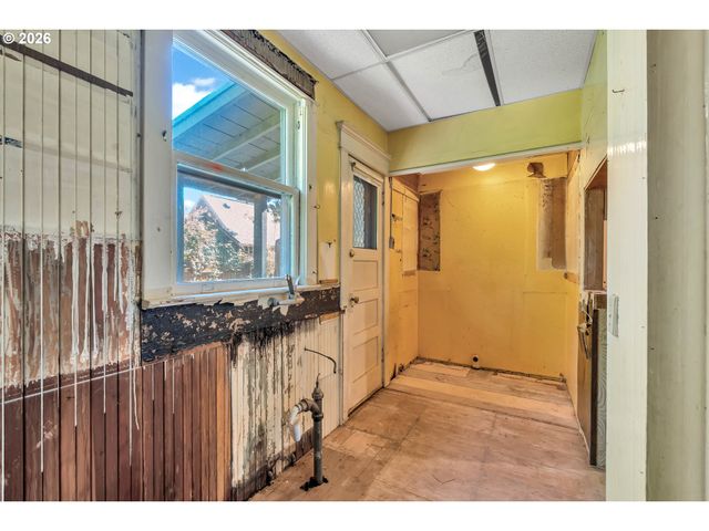 1515 Se MAIN St, Portland, OR 97214