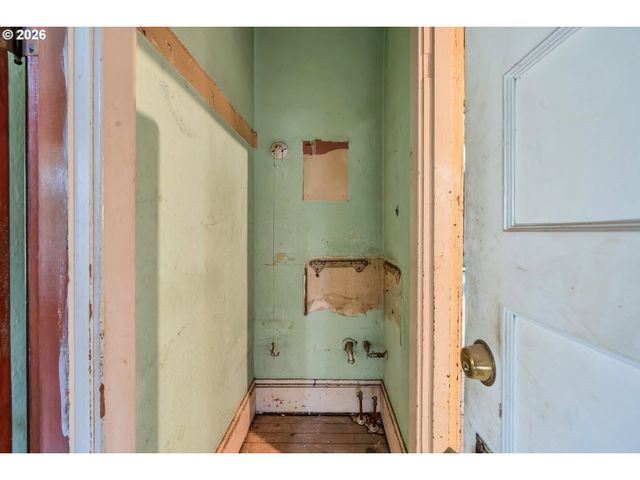 1515 Se MAIN St, Portland, OR 97214