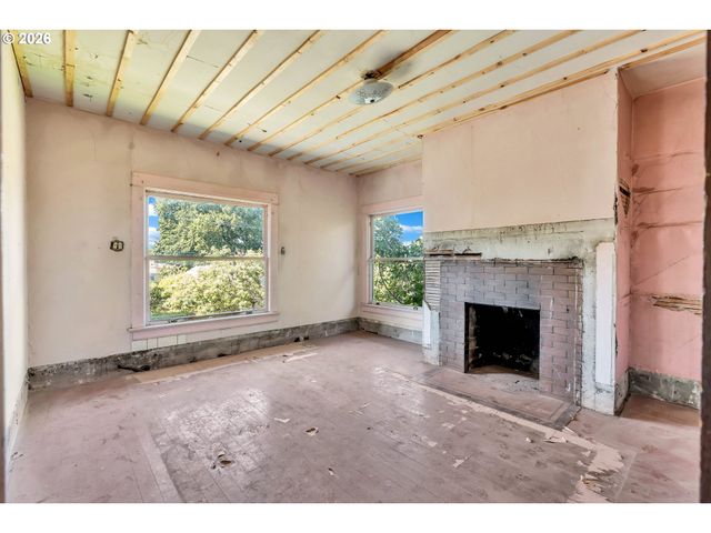 1515 Se MAIN St, Portland, OR 97214