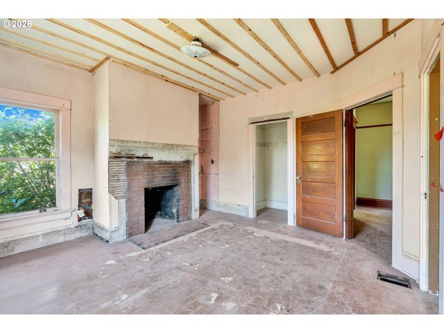 1515 Se MAIN St, Portland, OR 97214