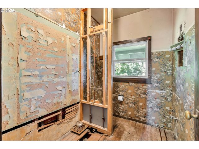 1515 Se MAIN St, Portland, OR 97214
