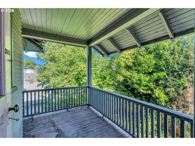1515 Se MAIN St, Portland, OR 97214