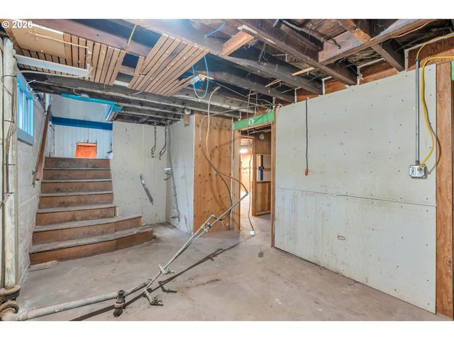 1515 Se MAIN St, Portland, OR 97214