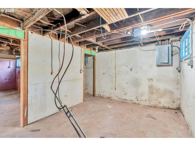 1515 Se MAIN St, Portland, OR 97214