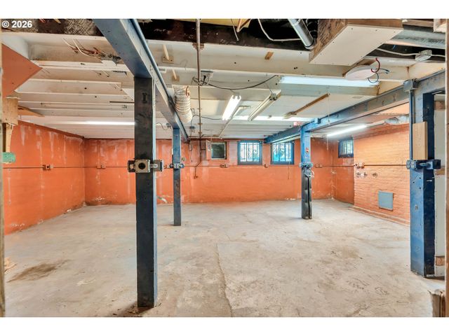 1515 Se MAIN St, Portland, OR 97214