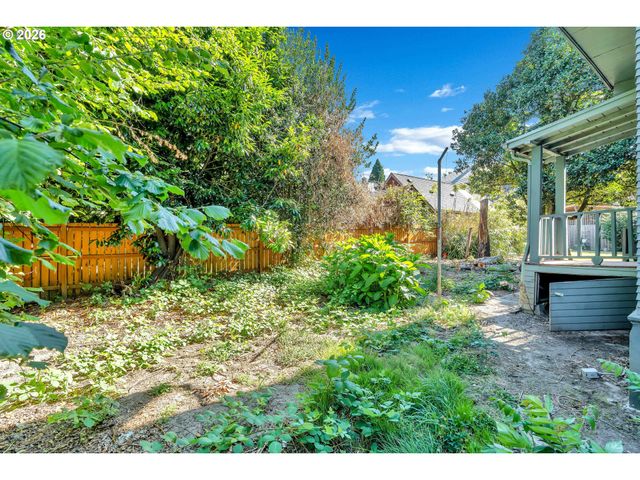 1515 Se MAIN St, Portland, OR 97214