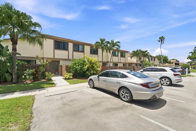 2975 NW 106TH Avenue 3, Sunrise, FL 33322