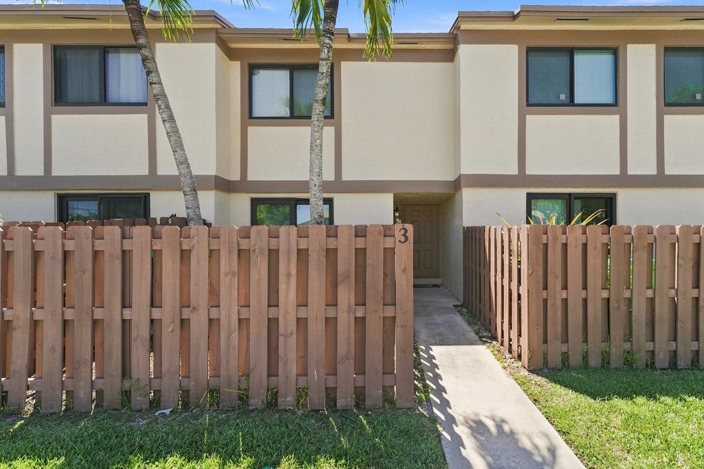 2975 NW 106TH Avenue 3, Sunrise, FL 33322
