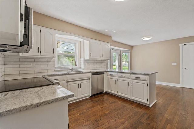 15125 W 84th Street, Lenexa, KS 66219